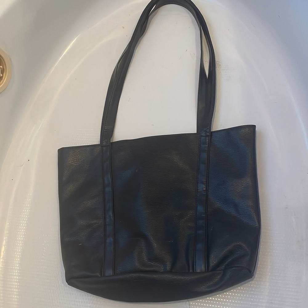 Estée Lauder Black shoulder bag large tote faux leather beach travel overnight